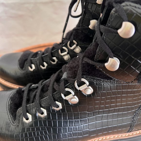 NWOT Clarks Orianna Hiker Boot Black Croc - Size 7.5 - Picture 9 of 11